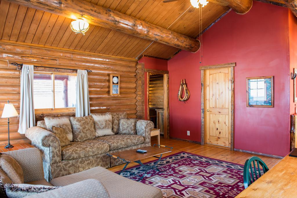 Bar N Ranch Villa West Yellowstone Exterior photo