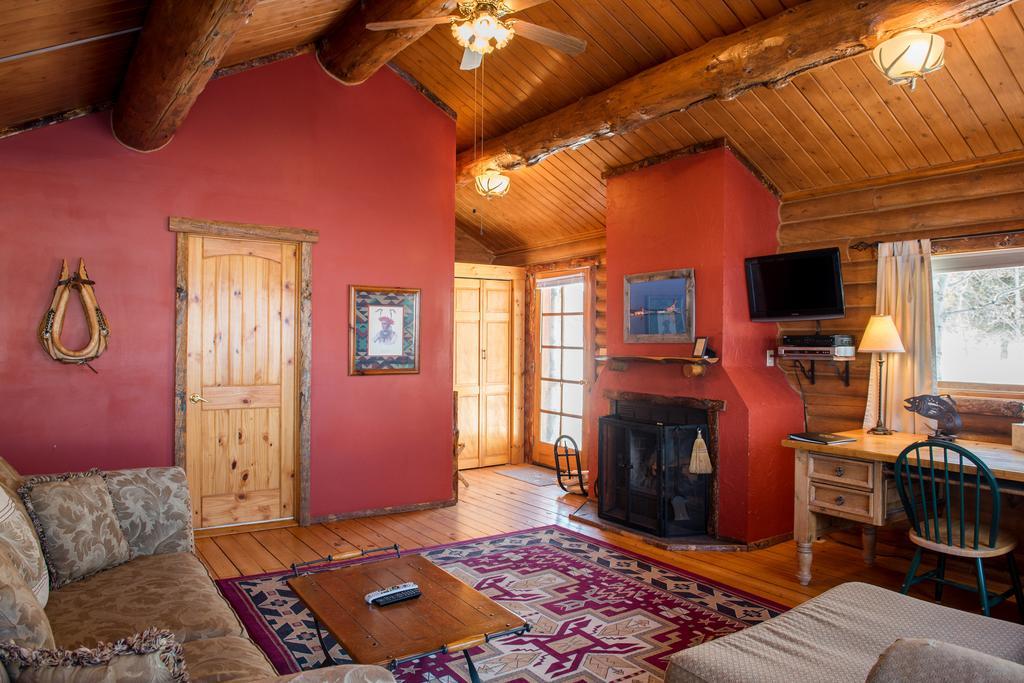 Bar N Ranch Villa West Yellowstone Exterior photo