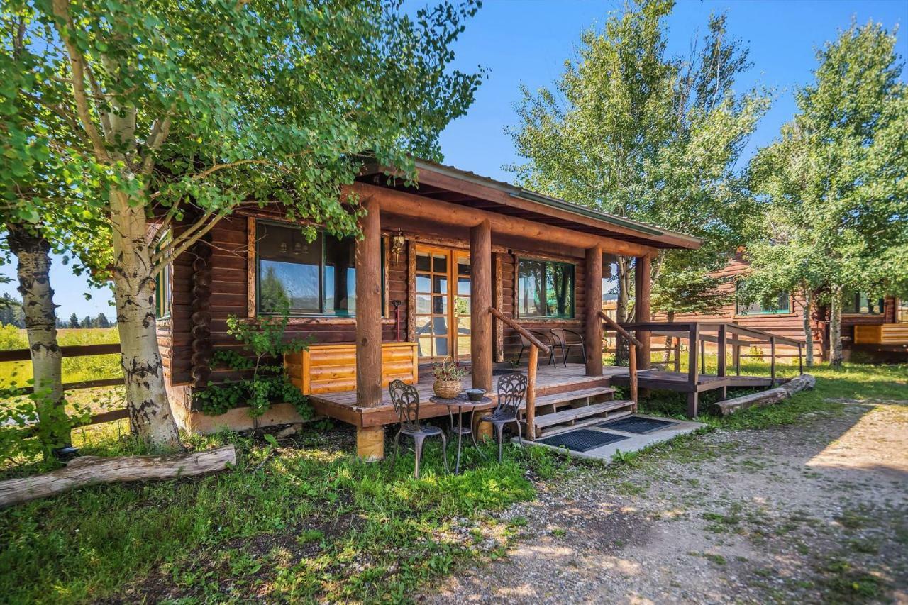 Bar N Ranch Villa West Yellowstone Exterior photo